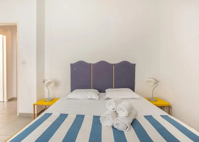 L\'Olivier - Bel Appartement Au Calme A 2 Pas Du Vieux Port